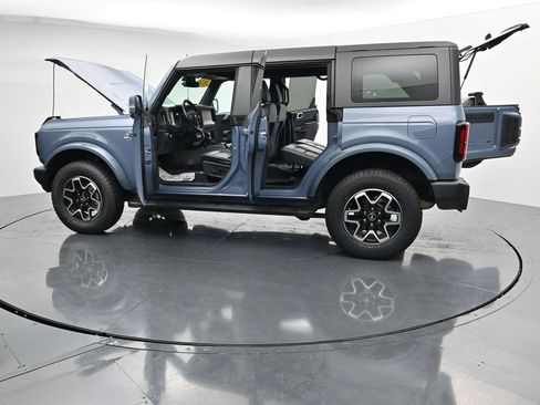 Used 2024 Ford Bronco Outer Banks AWD/4WD image 43