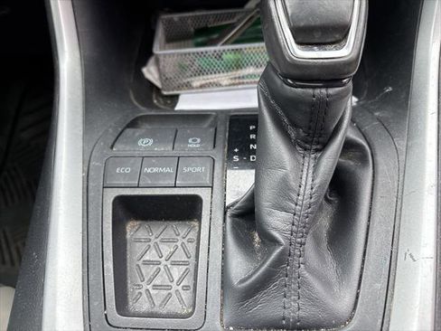 Certified 2019 Toyota RAV4 XLE Premium image 14