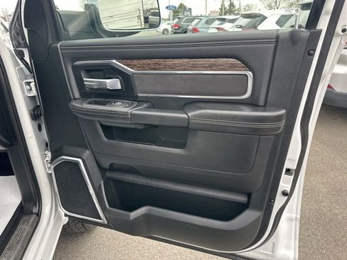Used 2020 RAM 3500 Laramie AWD/4WD image 11