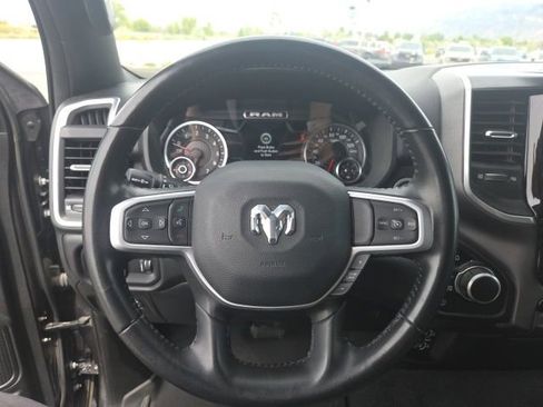 Used 2022 RAM 1500 Big Horn AWD/4WD image 14