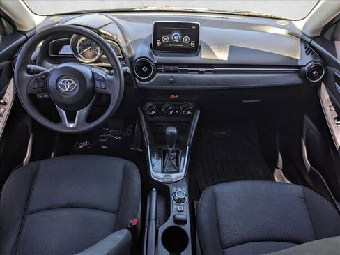 Used 2018 Toyota Yaris iA FWD image 16