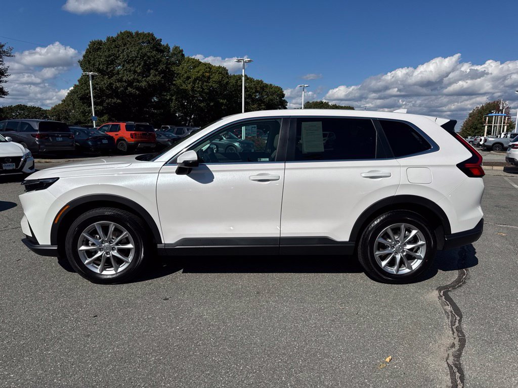 Used 2026 Honda CR-V EX image 2