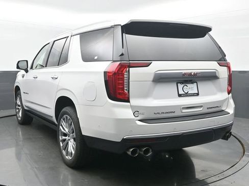 Used 2023 GMC Yukon Denali w/ Advanced Technology Package AWD/4WD image 4