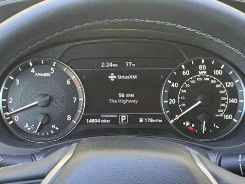 Used 2022 INFINITI QX50 Luxe w/ Cargo Package image 36