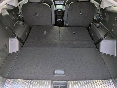 New 2026 Hyundai Ioniq 9 Calligraphy image 15