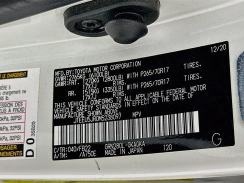 Used 2021 Toyota 4Runner SR5 RWD image 33