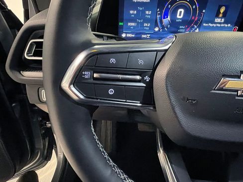 Used 2026 Chevrolet Traverse LT image 38