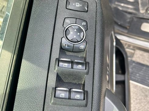 Used 2017 Ford F250 Platinum w/ Platinum Ultimate Package AWD/4WD image 27