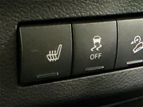 Used 2013 Jeep Wrangler Unlimited Rubicon w/ Dual Top Group image 20