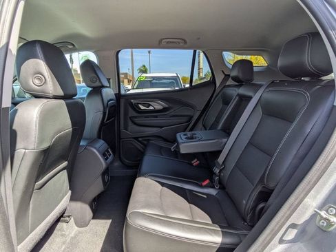 Used 2024 GMC Terrain SLT AWD/4WD image 26