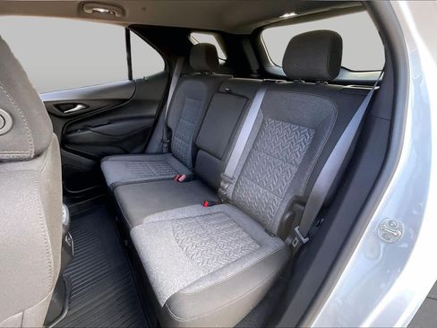 Used 2024 Chevrolet Equinox LT FWD image 20