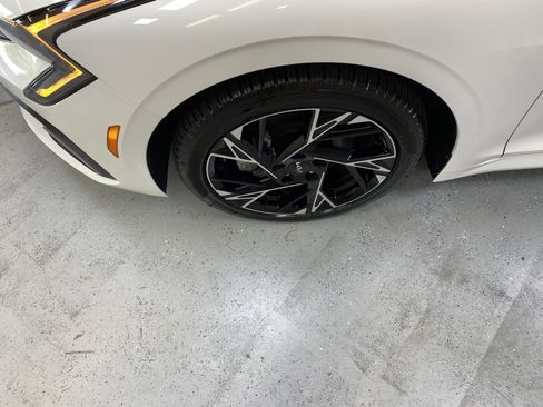 Used 2025 Kia K5 GT-Line w/ GT-Line Premium Package image 11