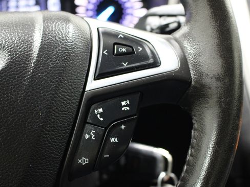 Used 2016 Ford Fusion SE w/ Equipment Group 202A FWD image 12
