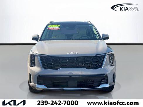 Certified 2024 Kia Sorento SX FWD image 2