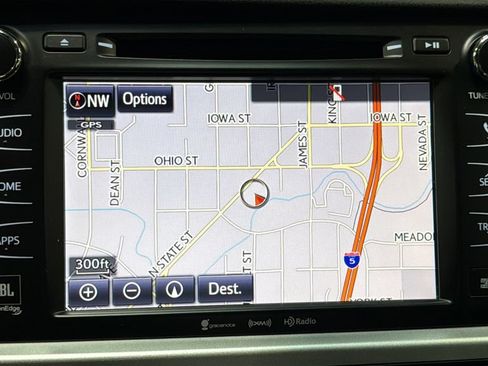Used 2019 Toyota Highlander Limited AWD/4WD image 28