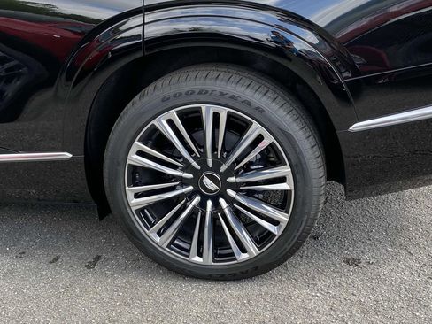 New 2026 Cadillac Vistiq Premium Luxury image 3