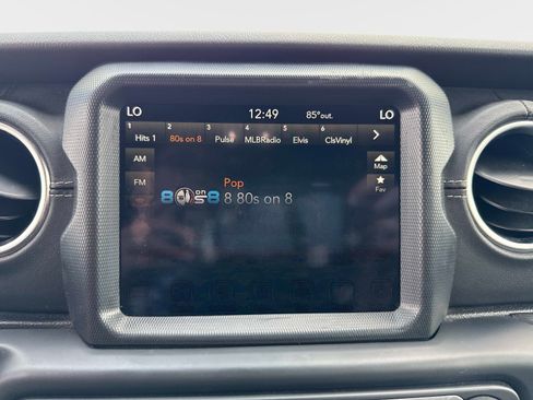 Used 2021 Jeep Wrangler Unlimited Sahara w/ Cold Weather Group AWD/4WD image 23