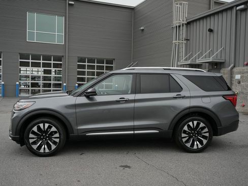 New 2026 Ford Explorer Platinum w/ LUX Leather Package image 12
