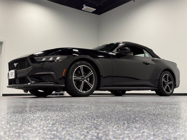 Used 2024 Ford Mustang Premium RWD image 4