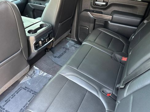 Used 2020 Chevrolet Silverado 2500 LTZ w/ LTZ Plus Package RWD image 12