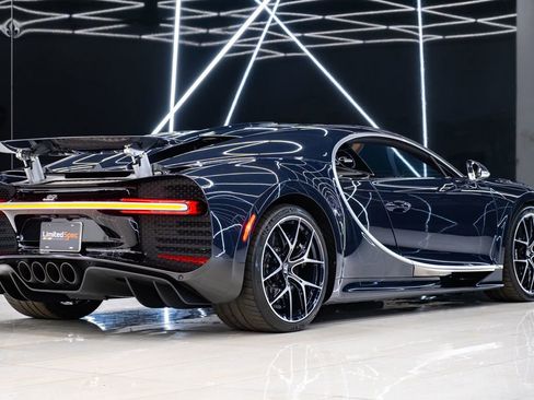 Used 2020 Bugatti Chiron AWD/4WD image 15