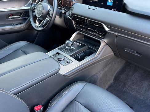 Certified 2025 MAZDA CX-70 3.3 Turbo w/ Premium Package image 16