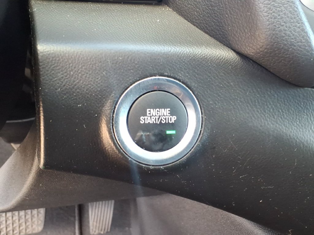Used 2020 GMC Terrain SLE FWD image 26
