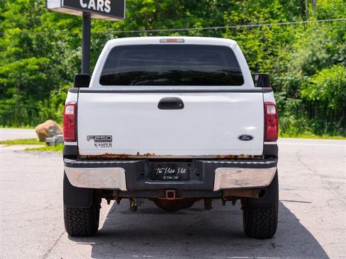 Used 2015 Ford F250 XLT AWD/4WD image 6