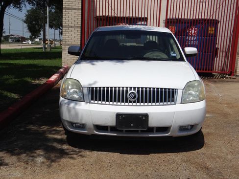 Used 2006 Mercury Montego Premier image 3
