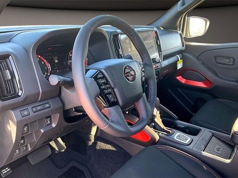 New 2026 Nissan Frontier PRO-4X w/ Pro-4x Convenience Package image 7