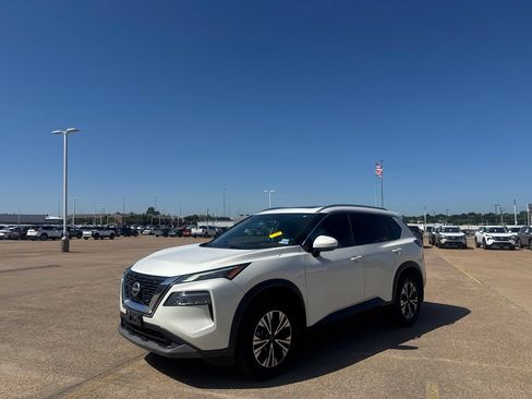 Used 2023 Nissan Rogue SV w/ SV Premium B Package FWD image 8