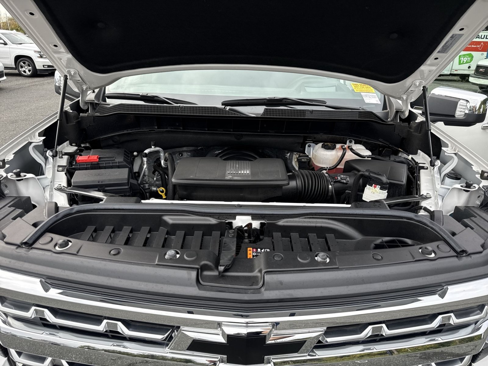 Used 2025 Chevrolet Silverado 1500 LTZ w/ LTZ Premium Package AWD/4WD image 30