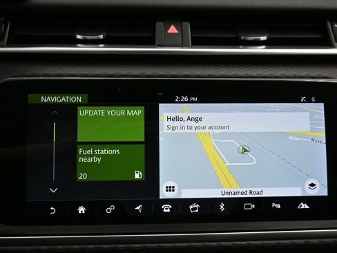 Used 2019 Land Rover Range Rover Velar S AWD/4WD image 14