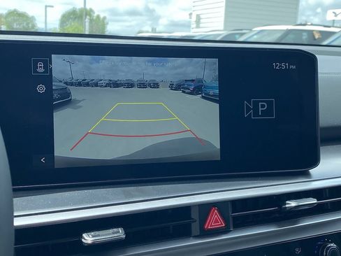 New 2026 Kia Sorento LX FWD image 17