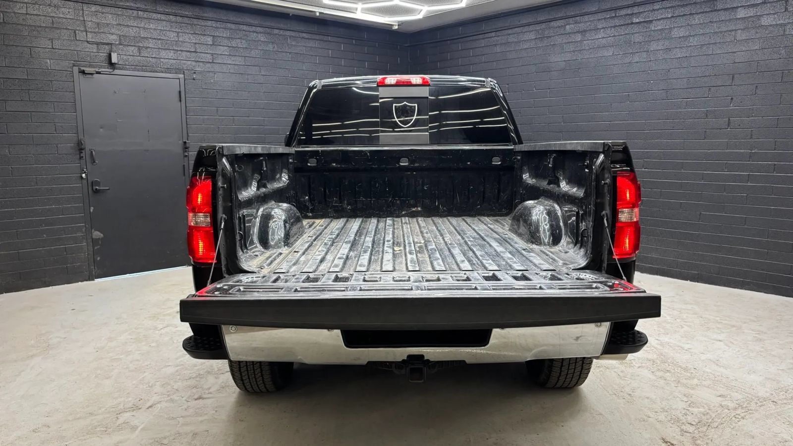 Used 2017 GMC Sierra 1500 SLE w/ SLE Value Package AWD/4WD image 12