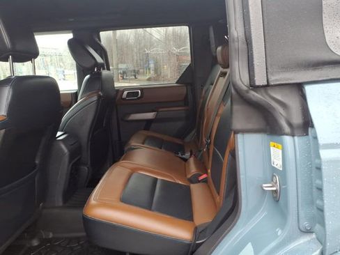 Used 2022 Ford Bronco Outer Banks AWD/4WD image 11