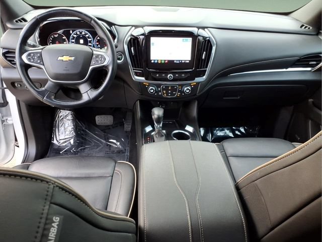 Used 2023 Chevrolet Traverse Premier AWD/4WD image 16