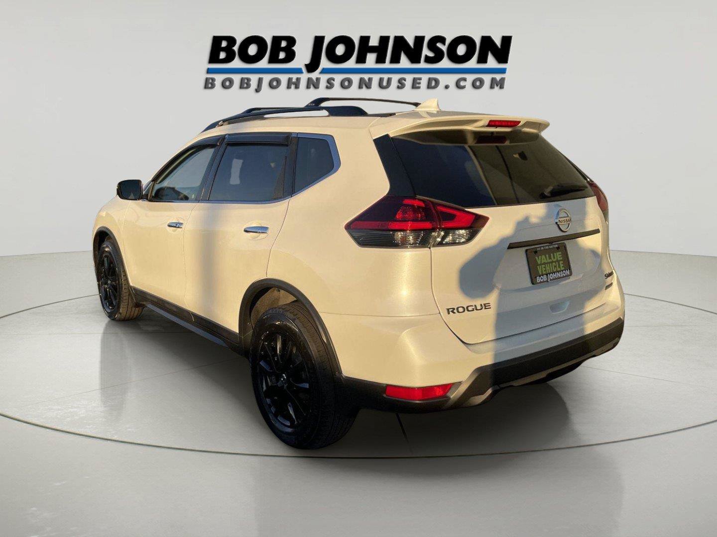 Used 2018 Nissan Rogue SV AWD/4WD image 6
