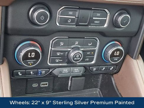 Used 2021 Chevrolet Suburban High Country w/ Premium Package AWD/4WD image 14
