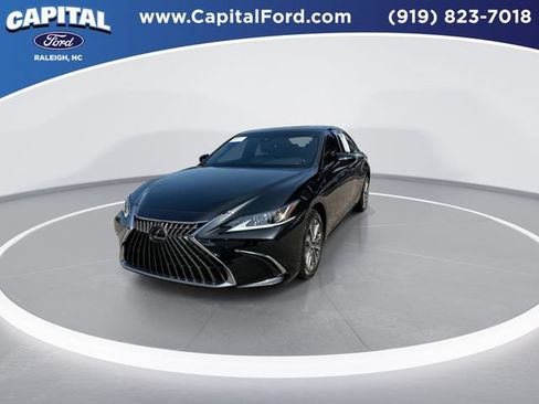 Used 2023 Lexus ES 350 w/ Accessory Package (Z1) FWD image 4