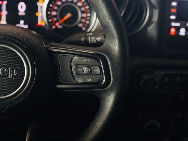 Used 2023 Jeep Gladiator Sport AWD/4WD image 48
