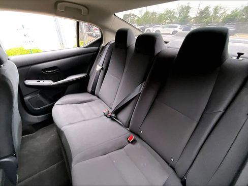 Certified 2025 Nissan Sentra S FWD image 18