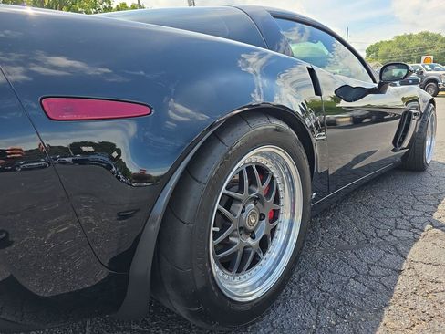 Used 2006 Chevrolet Corvette Z06 w/ Preferred Equipment Group RWD image 36