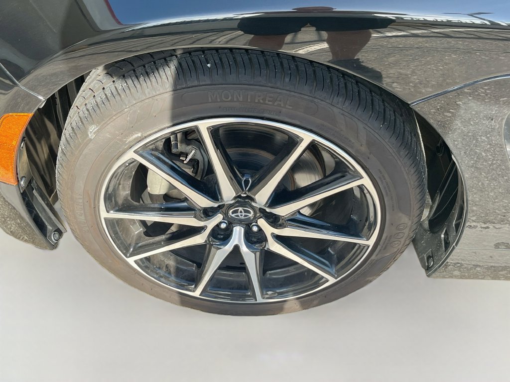 Used 2024 Toyota GR86 RWD image 28