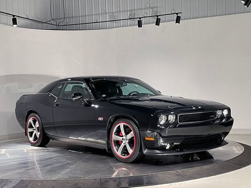 Used 2013 Dodge Challenger SRT8 w/ Harman Kardon Audio Group RWD image 86