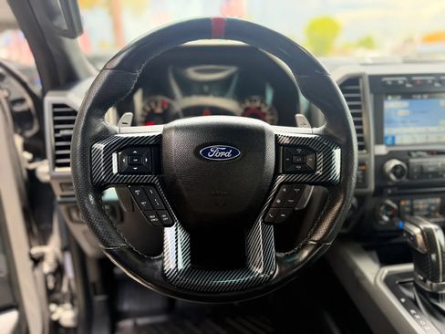 Used 2018 Ford F150 Raptor w/ Equipment Group 802A Luxury AWD/4WD image 32