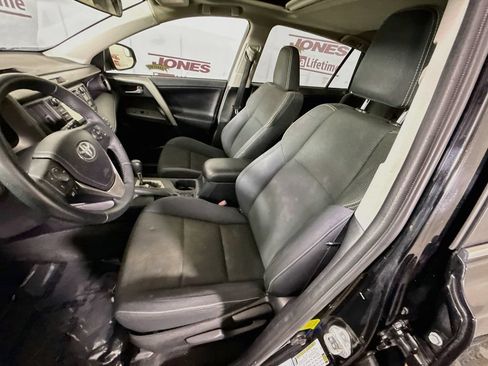 Used 2016 Toyota RAV4 XLE w/ Protection Package AWD/4WD image 24