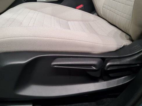 Used 2025 Honda HR-V LX image 22