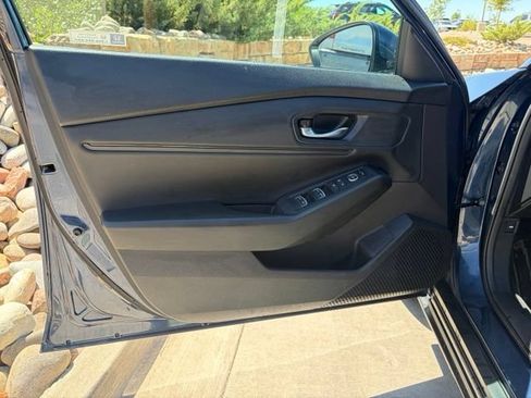 Used 2023 Honda Accord EX image 12