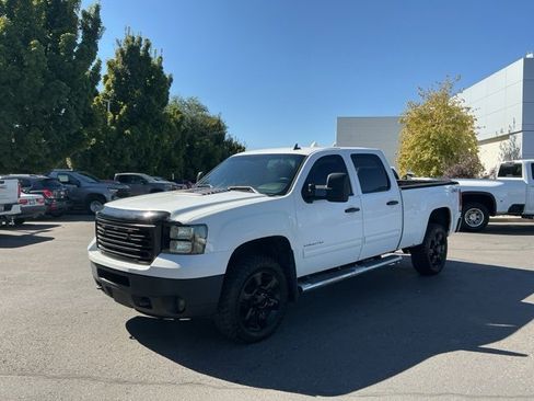 Used 2014 GMC Sierra 2500 SLE image 8
